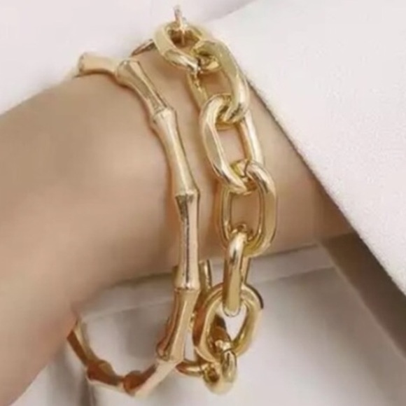 2 Piece Gold Bangle Bracelet Set NWT - Picture 2 of 11
